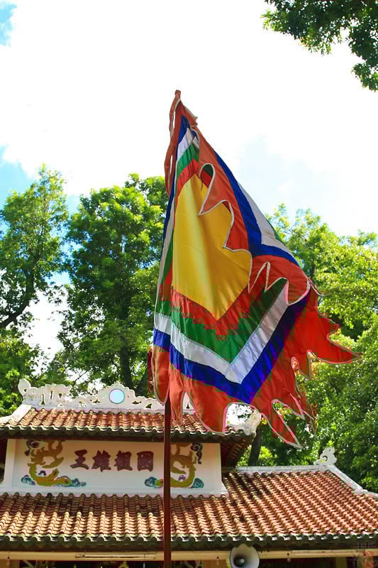 Cờ Thần Cho Chùa Chiền - Giá Rẻ Chất Lượng Cao 2 Cờ thần cho chùa chiền - INCONI