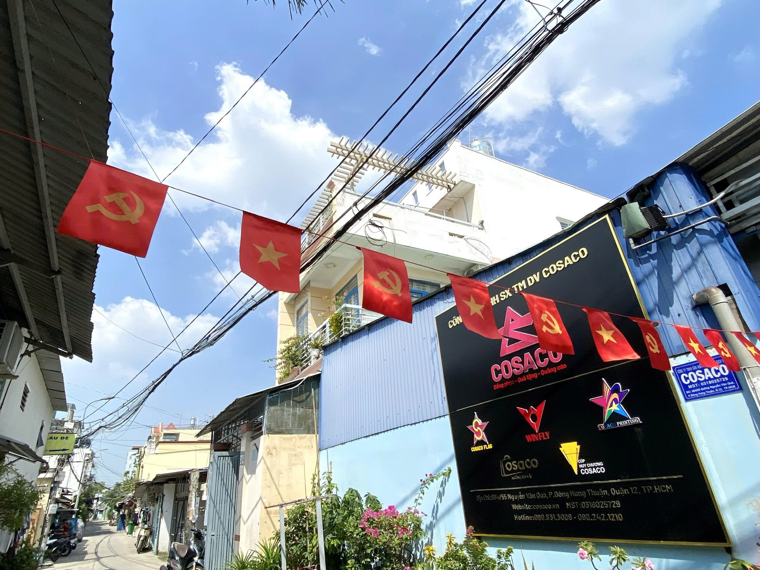 Cờ dây sao Đảng chất lượng cao – Mua trực tiếp tại xưởng in cờ INCONI Hà Nội