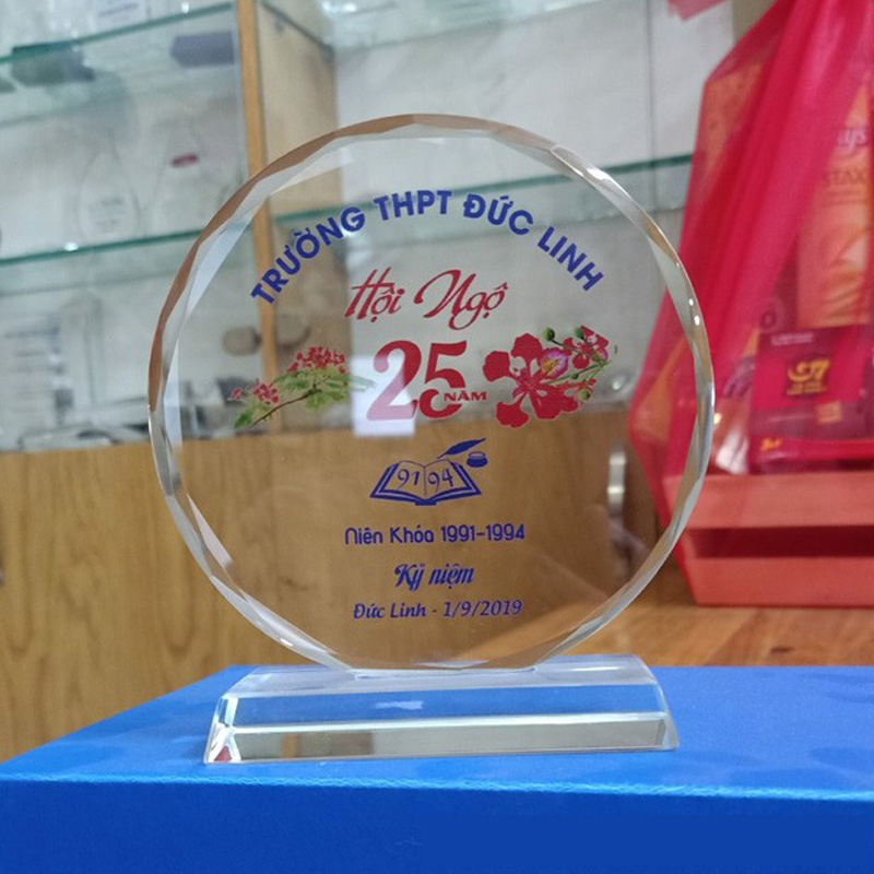 Đặt Làm Cúp Lưu Niệm Hà Nội - Xưởng INCONI 6 Đặt làm cúp lưu niệm Hà Nội - INCONI