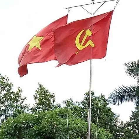 Cờ Đảng  – Xưởng in cờ INCONI tại Hà Nội, Chất lượng Cao, Giá Tốt