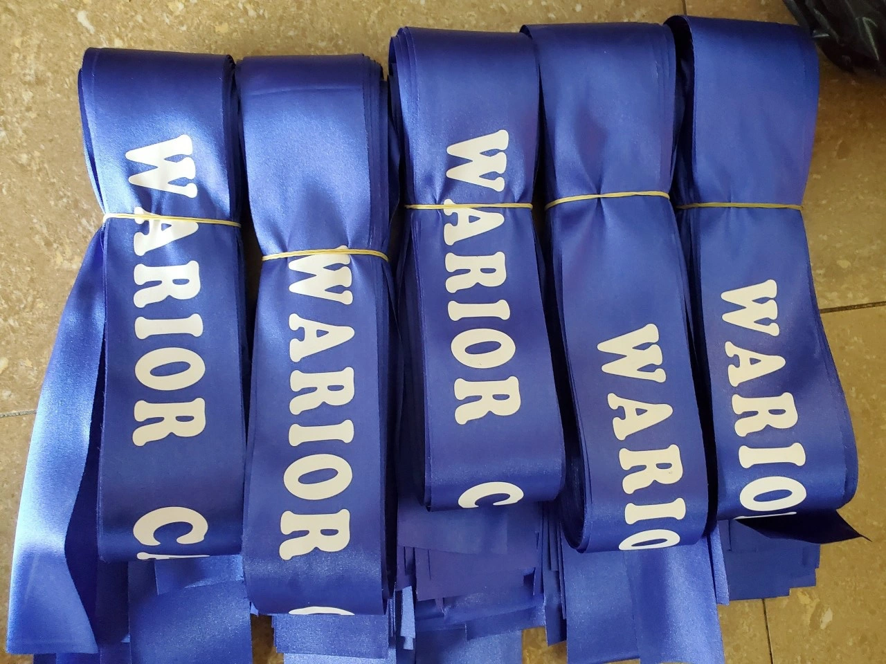 Băng Rôn Đeo Đầu Cổ Vũ Thể Thao Học Đường - Xưởng INCONI 2 Băng rôn đeo đầu cổ vũ thể thao học đường - INCONI