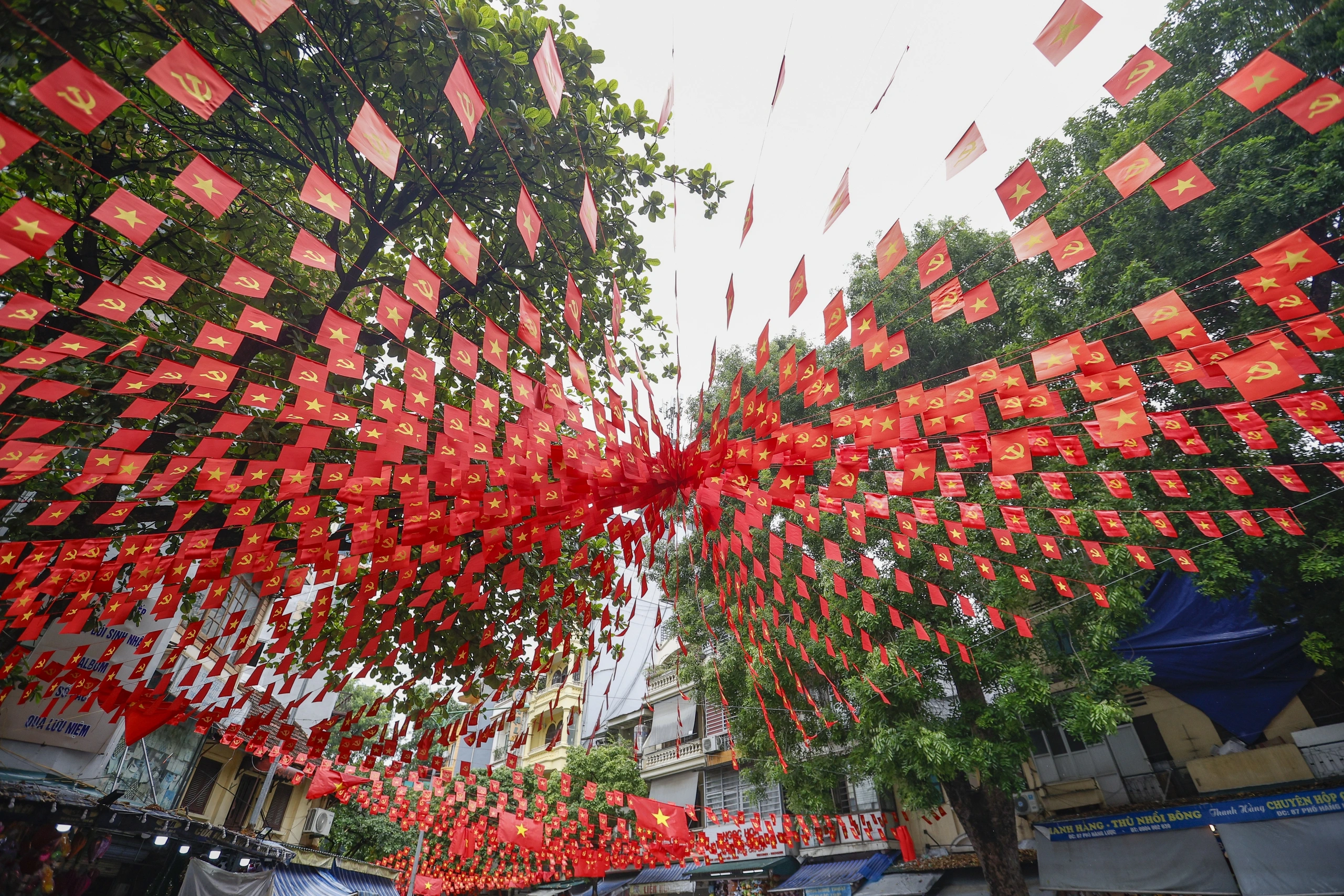 Cờ Dây Sao Đảng Online – Mua Ngay Tại Xưởng In Cờ INCONI Hà Nội