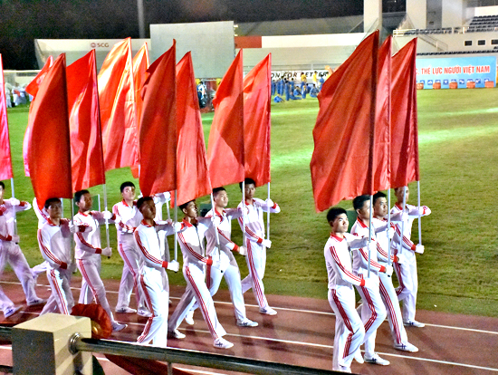 In Cờ Hồng Kỳ Số Lượng Lớn - Xưởng In Cờ INCONI 4 In cờ hồng kỳ số lượng lớn - INCONI