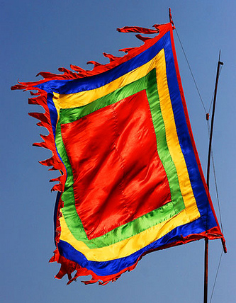 Cờ Thần Treo Trước Nhà - Xưởng Cờ INCONI Giá Rẻ 2 Cờ thần treo trước nhà - INCONI