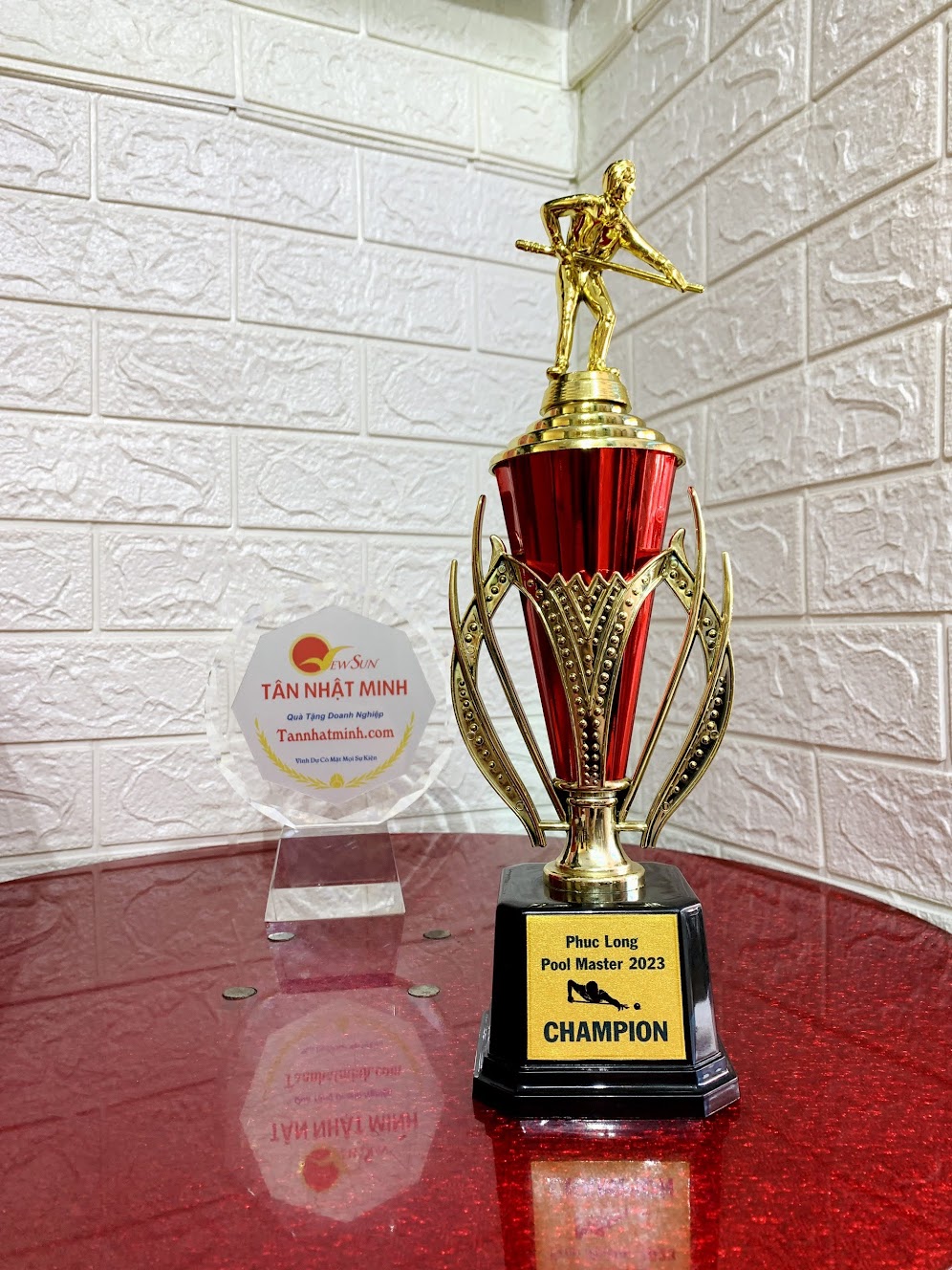 Bán cúp lưu niệm Đà Nẵng – Xưởng INCONI uy tín, chất lượng cao 6 Shop bán cúp lưu niệm - INCONI Hà Nội