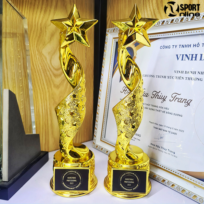 In tên cúp lưu niệm – Xưởng INCONI tại Hà Nội