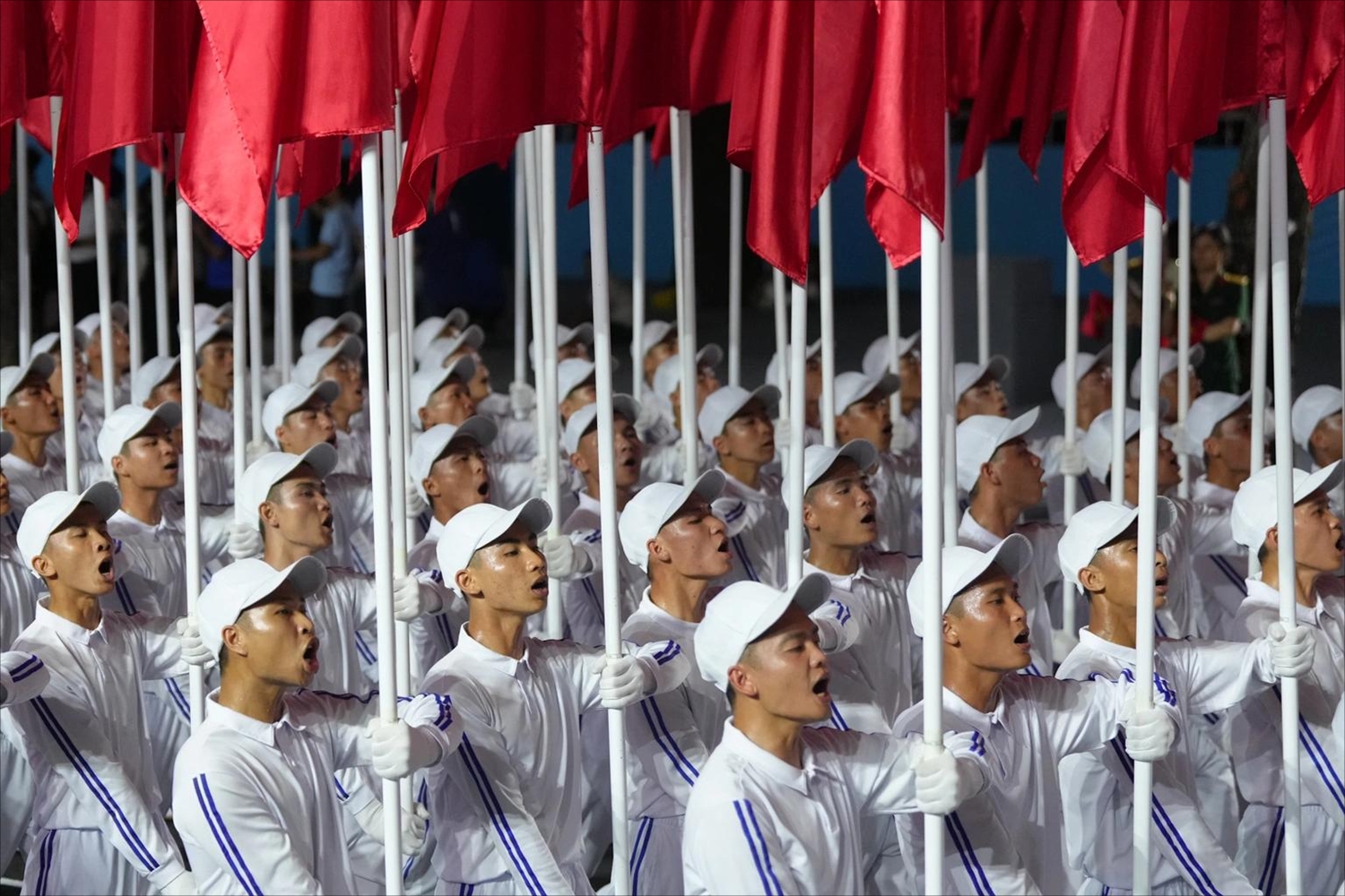 Cờ Hồng Kỳ dùng trong lễ hội - INCONI