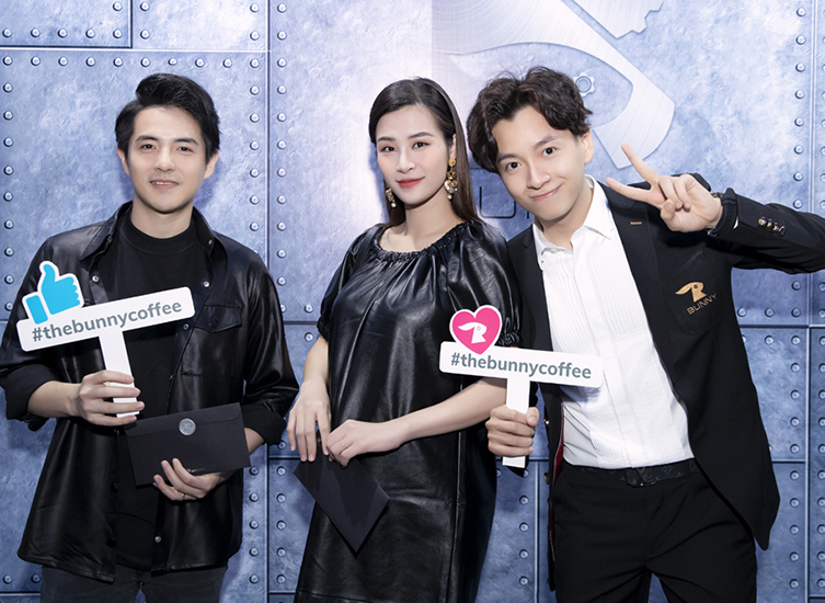 In hashtag cầm tay ở đâu - INCONI