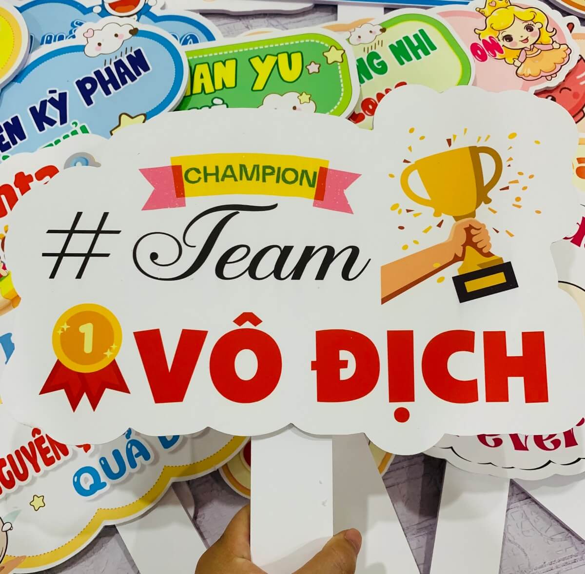 Hashtag Cầm Tay Đẹp – Chất Lượng Cao Tại INCONI Hà Nội