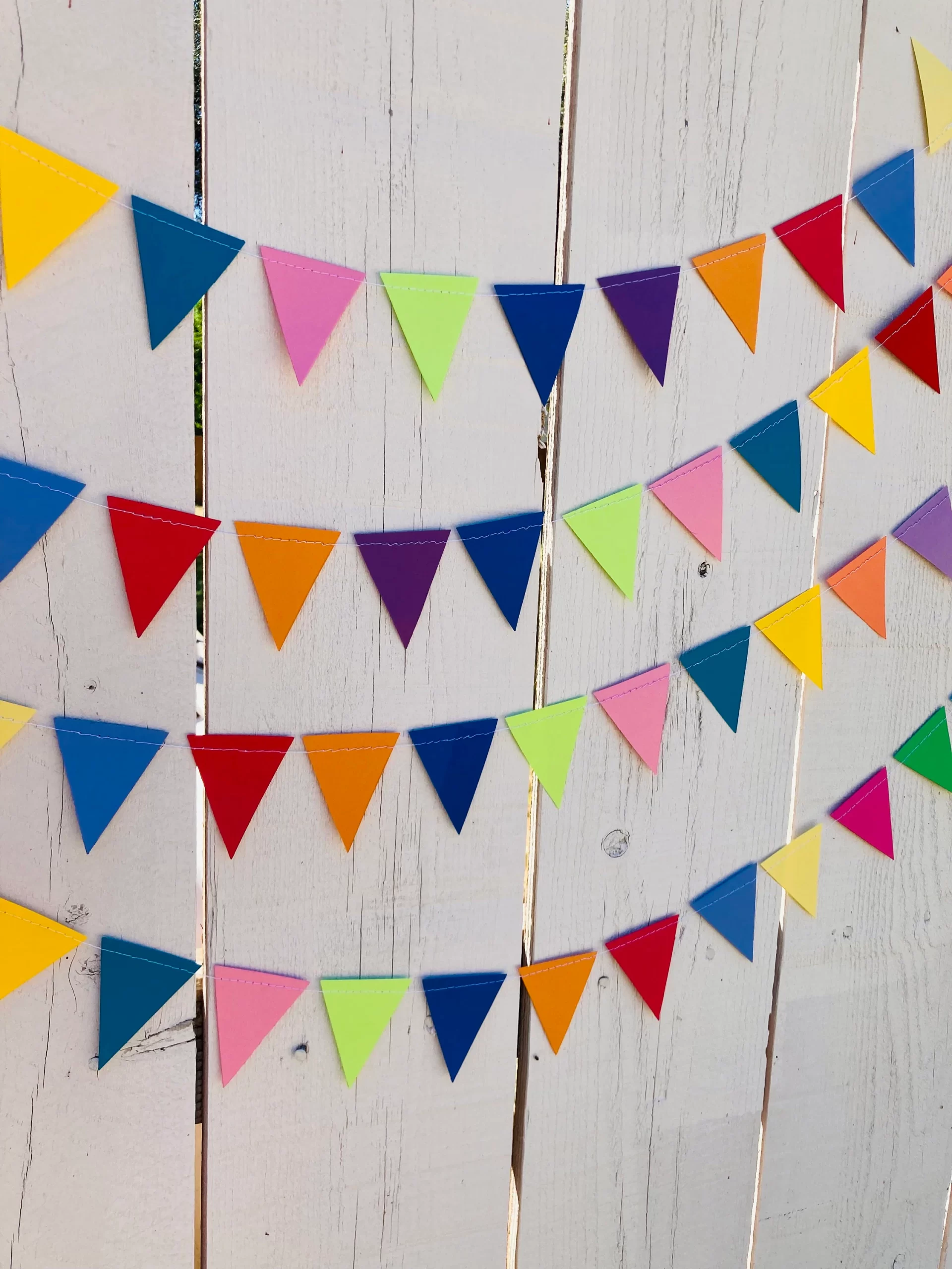 Cờ Dây Tam Giác Mini – Xưởng In Cờ INCONI Hà Nội