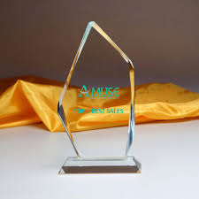 Cúp lưu niệm giá rẻ - INCONI