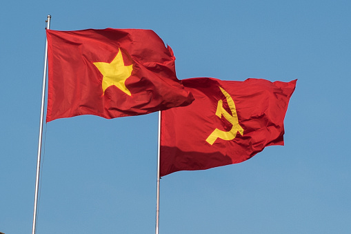 Mua cờ Đảng – Giao hàng toàn quốc tại xưởng INCONI