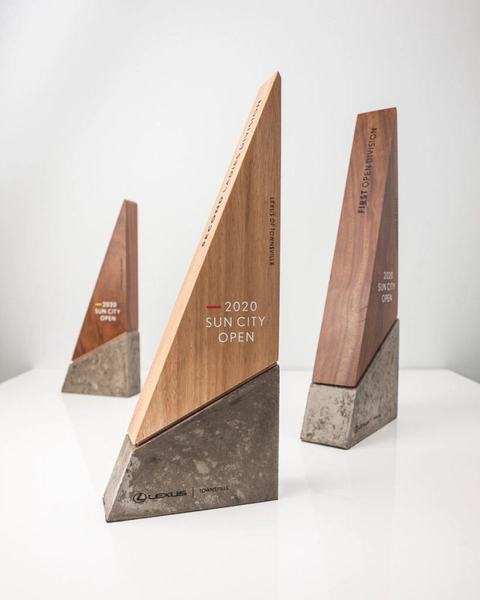 Cúp lưu niệm gỗ - INCONI