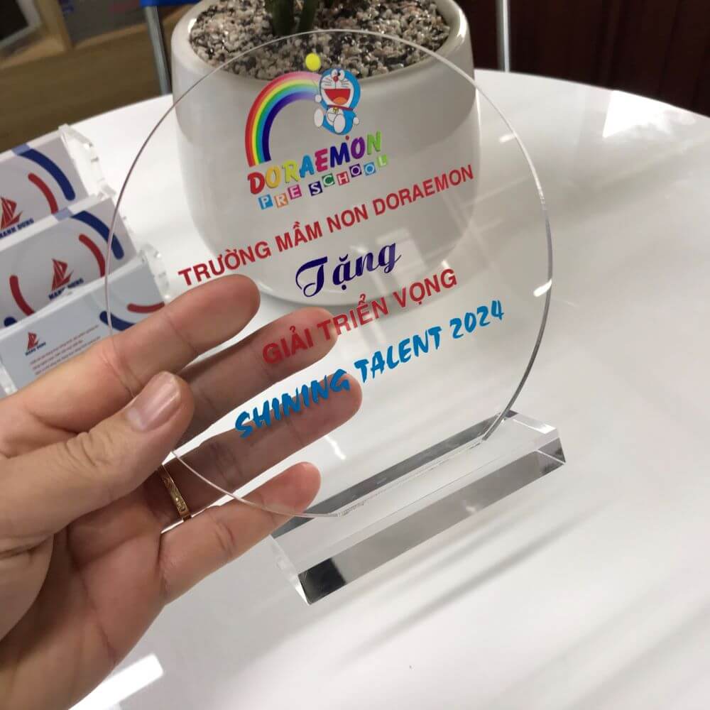 Làm cúp lưu niệm – Xưởng INCONI uy tín, giá tận xưởng