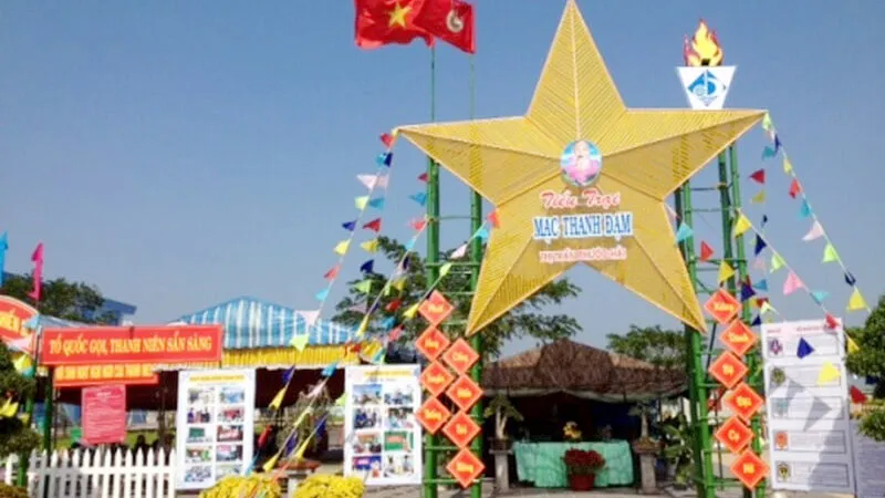 Cờ Dây Tam Giác Dùng Cho Lễ Khai Trương – Xưởng In Cờ INCONI Hà Nội