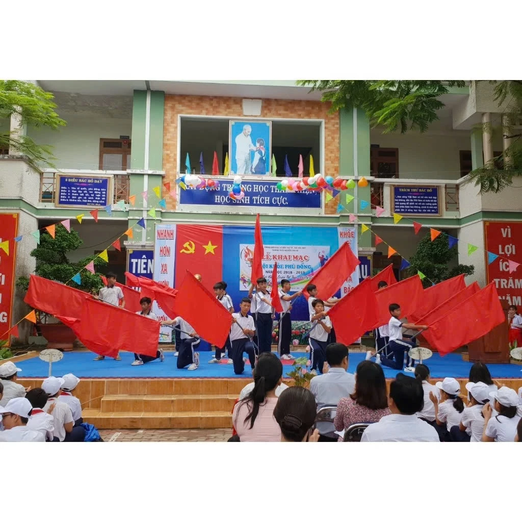 Cờ Hồng Kỳ trang trí - INCONI