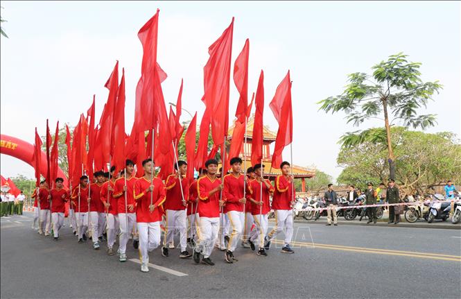 Cờ hồng kỳ Hà Nội - INCONI