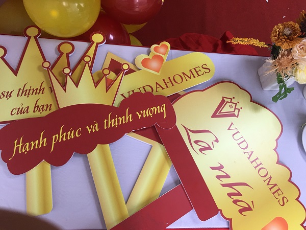 In Hashtag Theo Yêu Cầu - Xưởng In INCONI Hà Nội 6 In hashtag cầm tay theo yêu cầu - INCONI