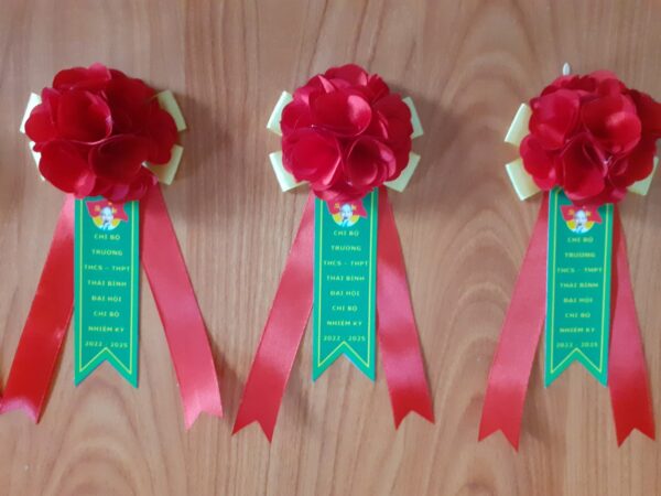 Mua hoa cài áo đại biểu giá rẻ - INCONI