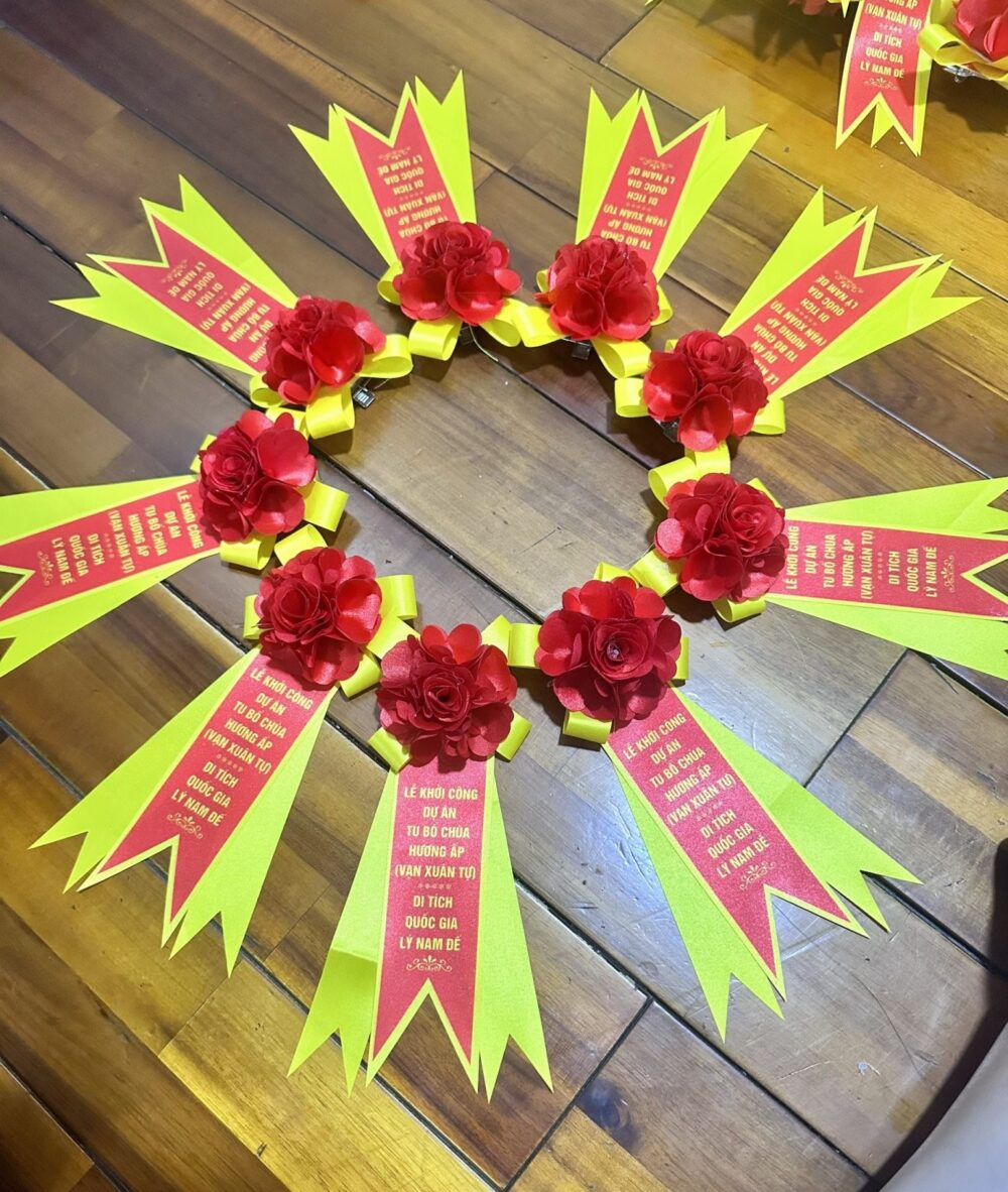 Xưởng làm hoa cài áo đại biểu - INCONI Hà Nội