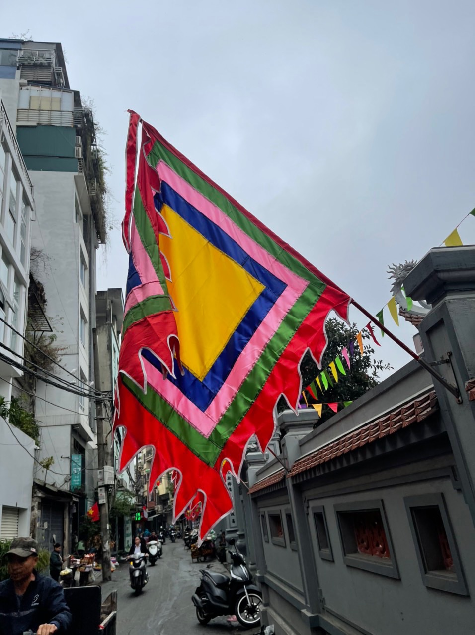 Cờ thần ngày Tết cổ truyền - INCONI