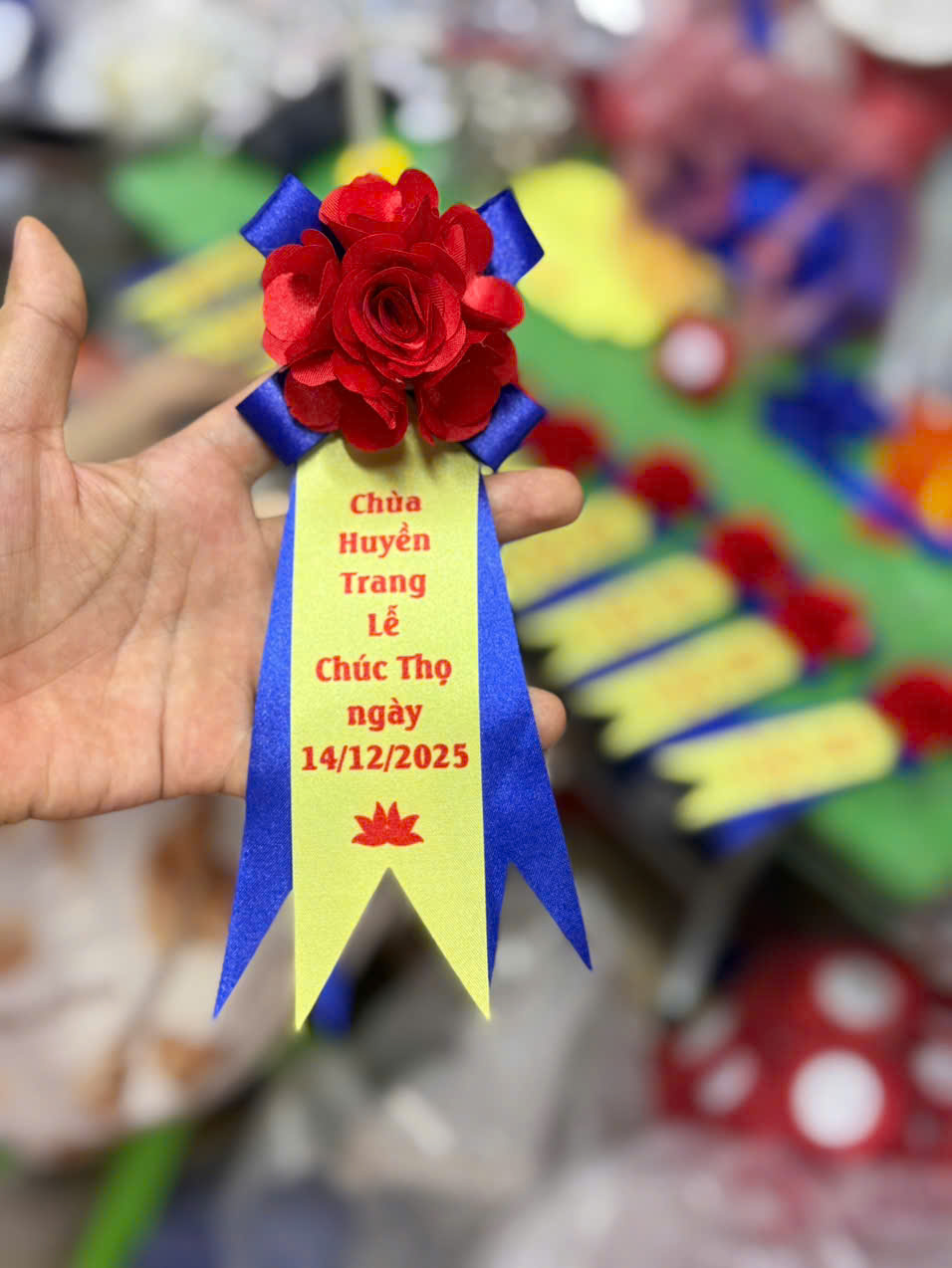 Hoa Cài Áo Đại Biểu Sự Kiện