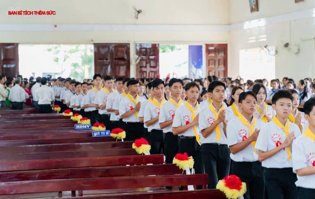 Hoa cài áo cho đại biểu - INCONI Hà Nội