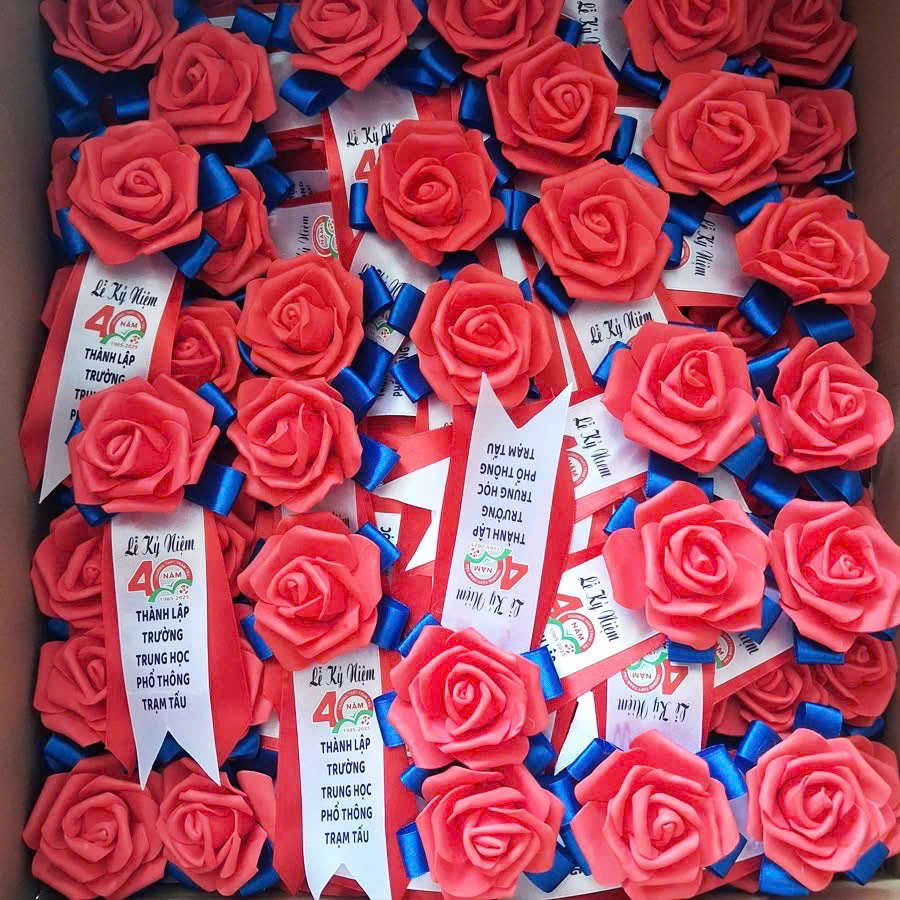 Hoa cài áo - INCONI