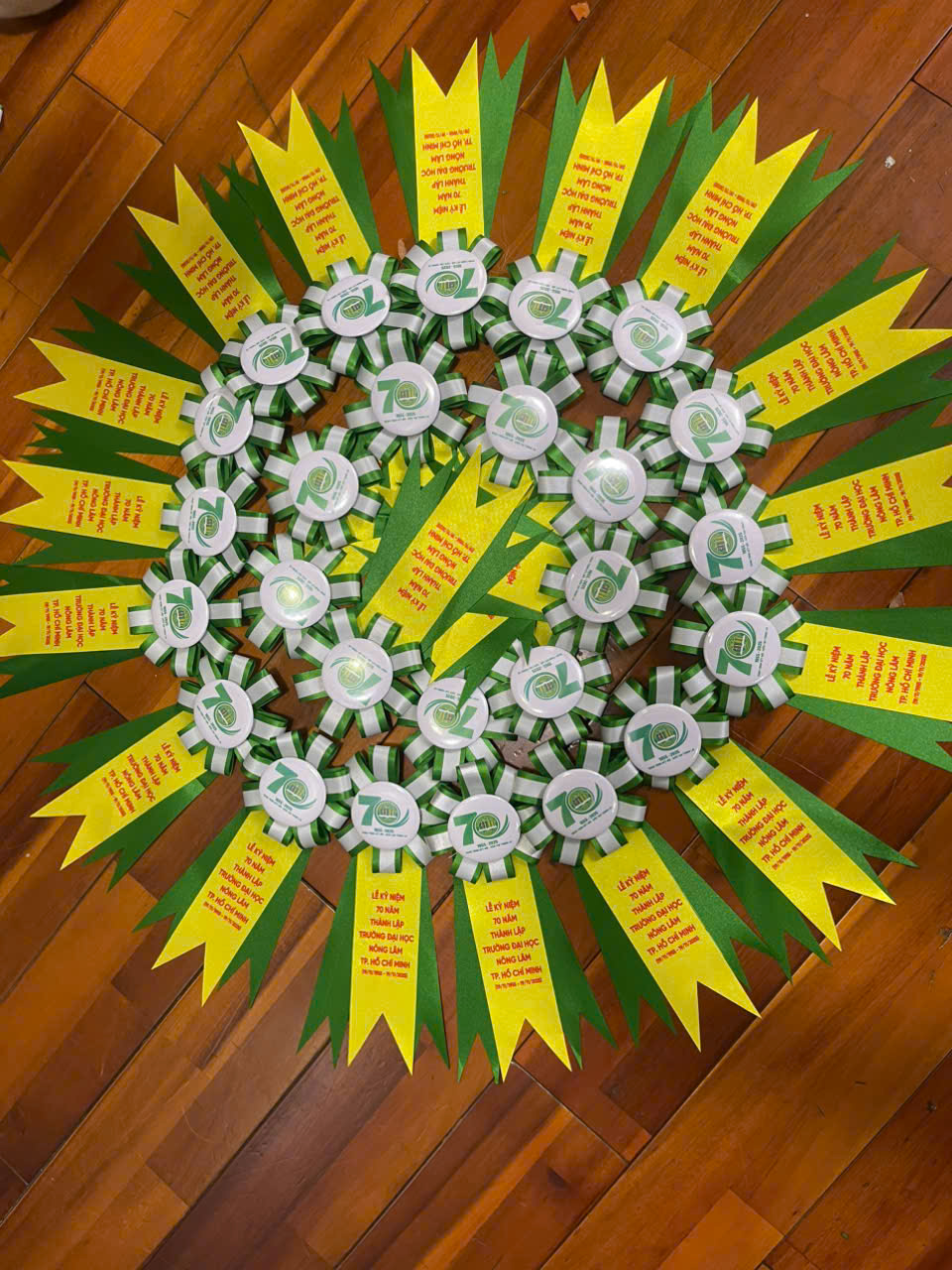 Đặt Hoa Cài Áo Đại Biểu Theo Yêu Cầu - Xưởng INCONI Hà Nội 5 Đặt hoa cài áo đại biểu theo yêu cầu - INCONI