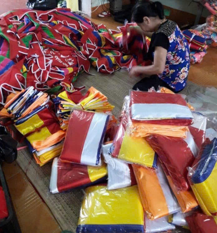 Cờ Phật giáo giá rẻ – Xưởng in cờ INCONI tại Hà Nội 2 Cờ Phật giáo giá rẻ – In chuẩn đẹp, bền màu tại xưởng INCONI Hà Nội