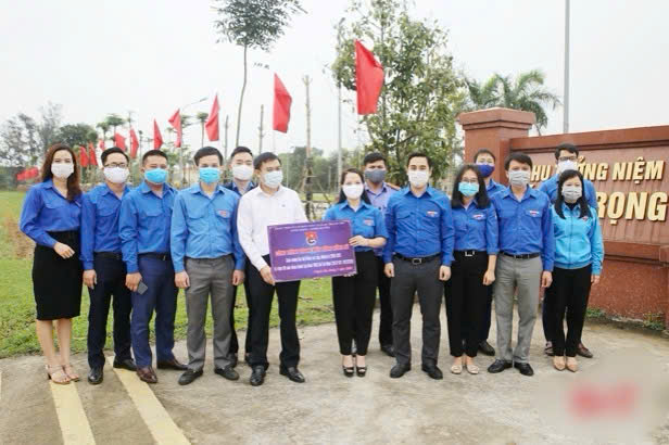 Cờ Hồng Kỳ treo cơ quan - INCONI