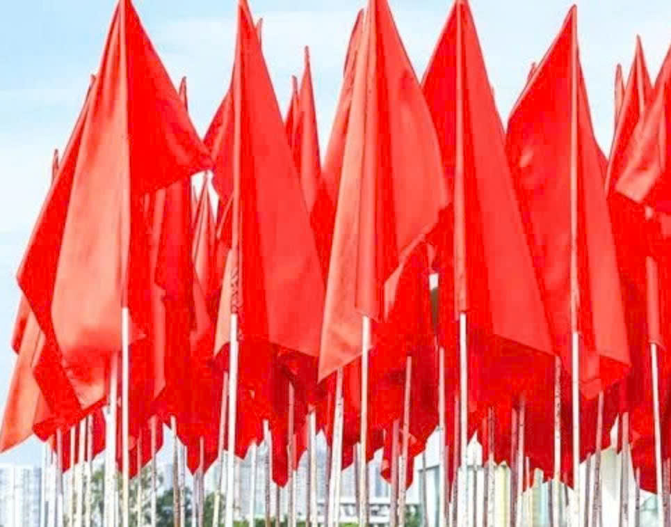 Cờ Hồng Kỳ Trang Trí – Xưởng Cờ INCONI Chất Lượng Cao