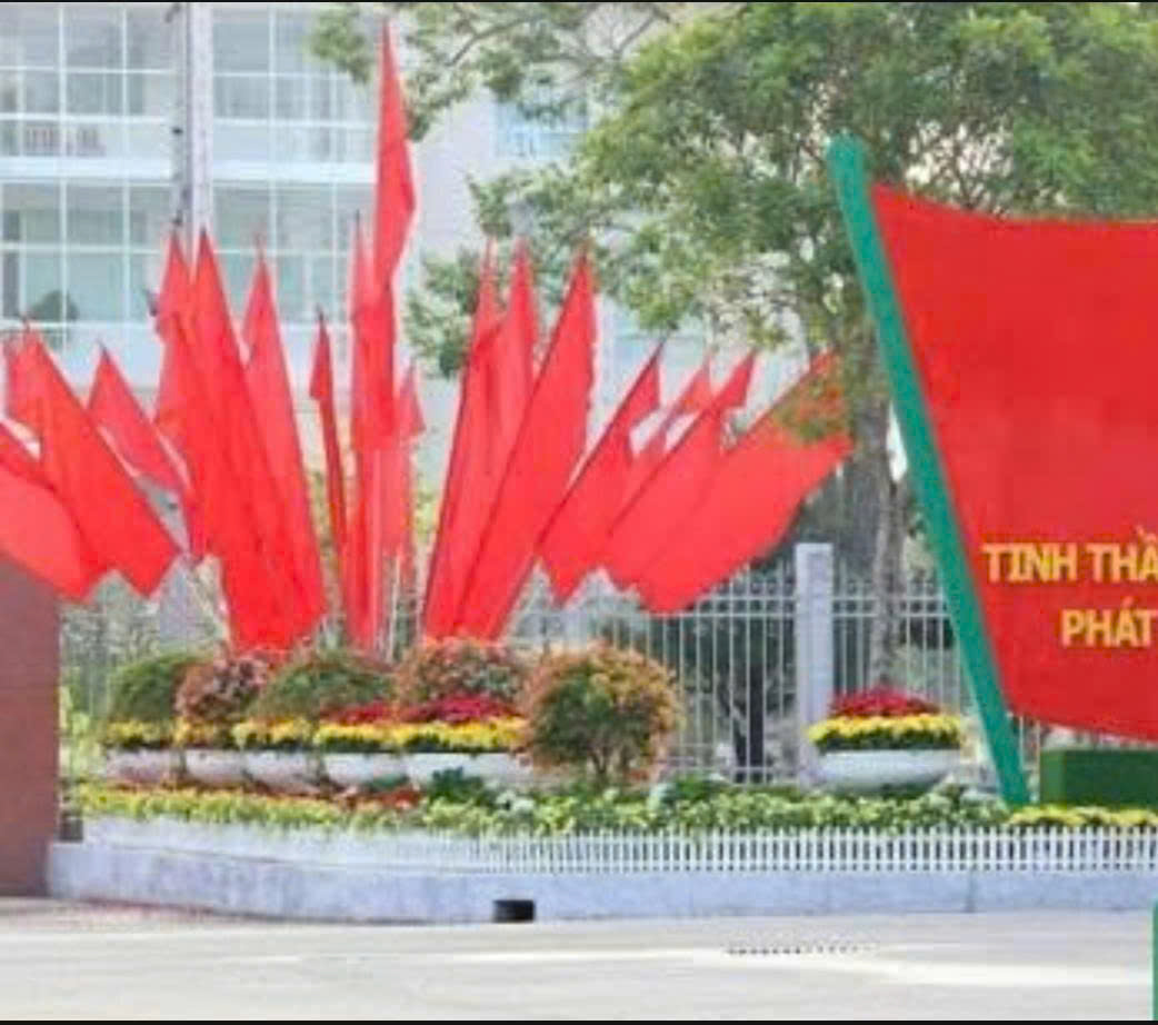 Làm Cờ Hồng Kỳ Theo Yêu Cầu – Xưởng Cờ INCONI Hà Nội