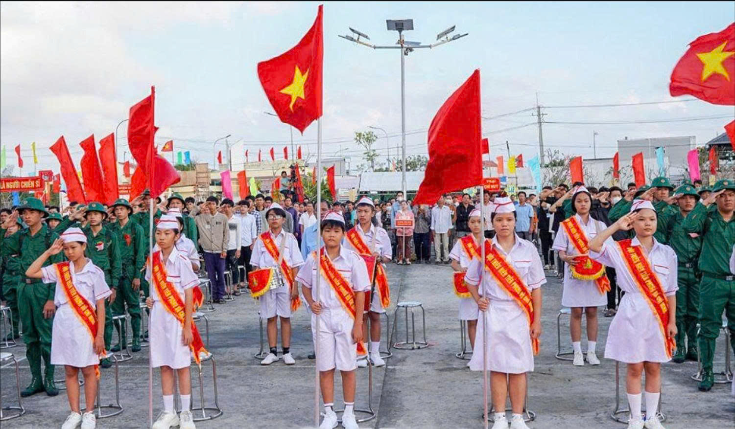 Cờ Tổ Quốc Sự Kiện – Xưởng In Cờ INCONI tại Hà Nội 2 Cờ Tổ Quốc Sự Kiện – Xưởng In Cờ INCONI tại Hà Nội